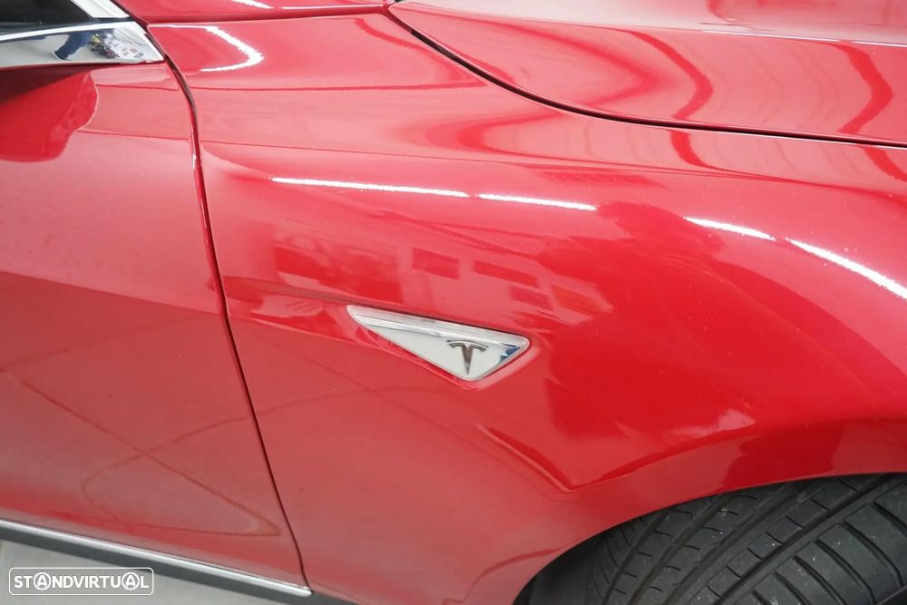 Tesla Model S 85 - 11