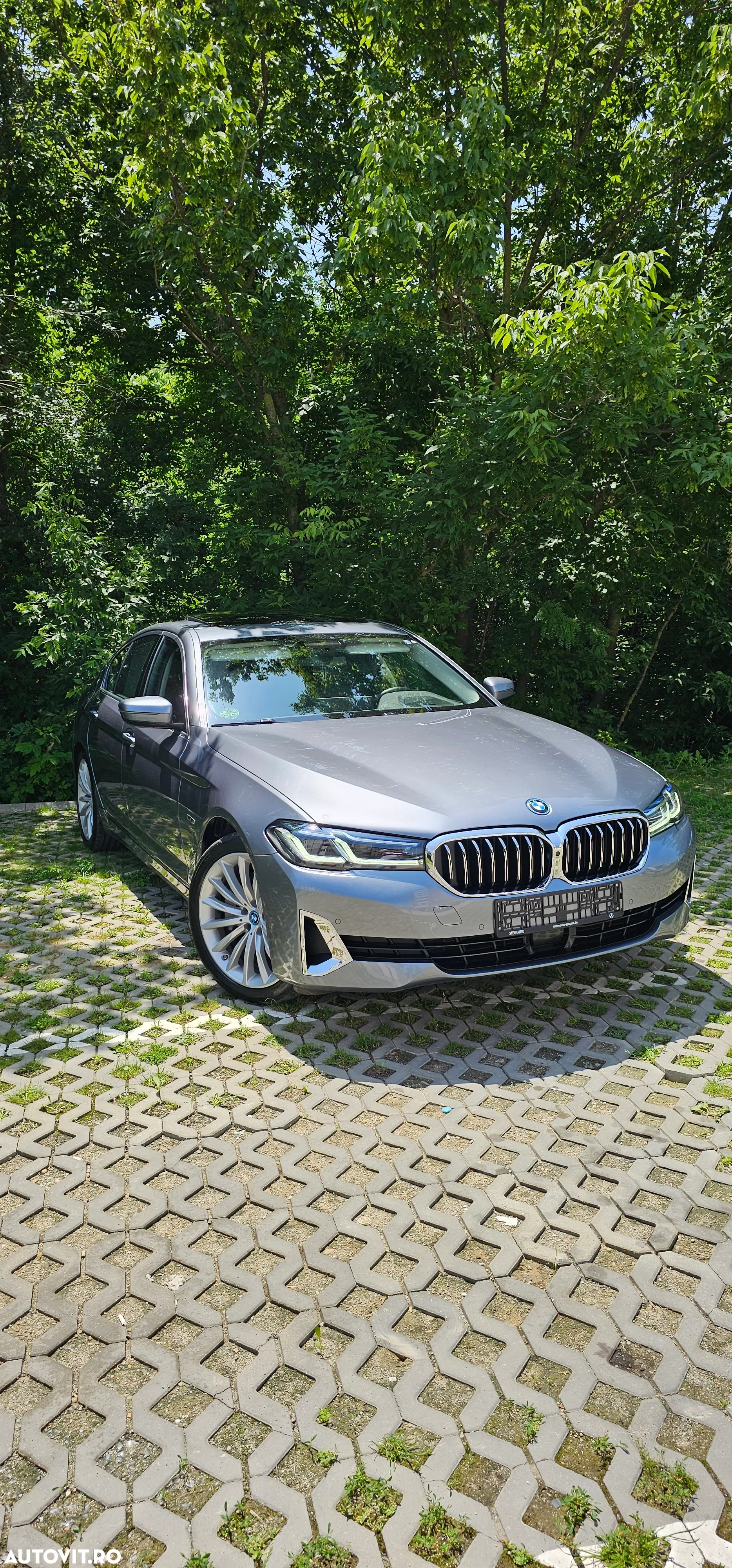 BMW Seria 5 530e xDrive AT PHEV - 22