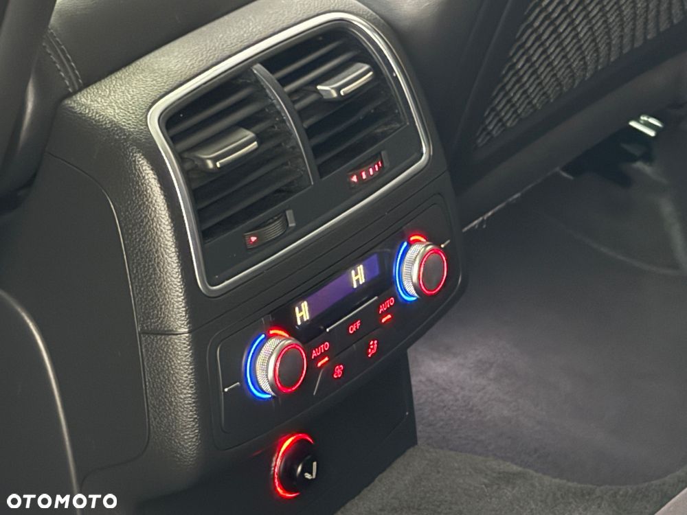 Audi A6 Avant 2.0 TDI Ultra S tronic - 15