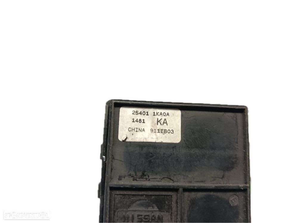 Botão / Botões / Comutador Vidro Esq Nissan Juke (F15) - 4