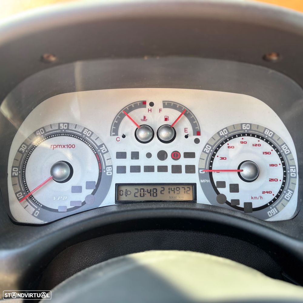 Fiat Punto 1.8 16V HGT - 8