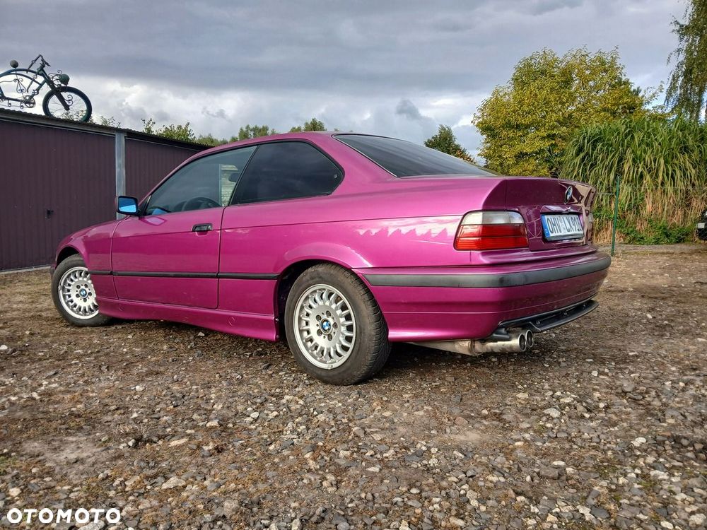 BMW 3 Series 1993 photo 3
