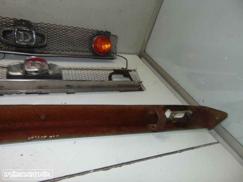 Datsun 100A vários - 8