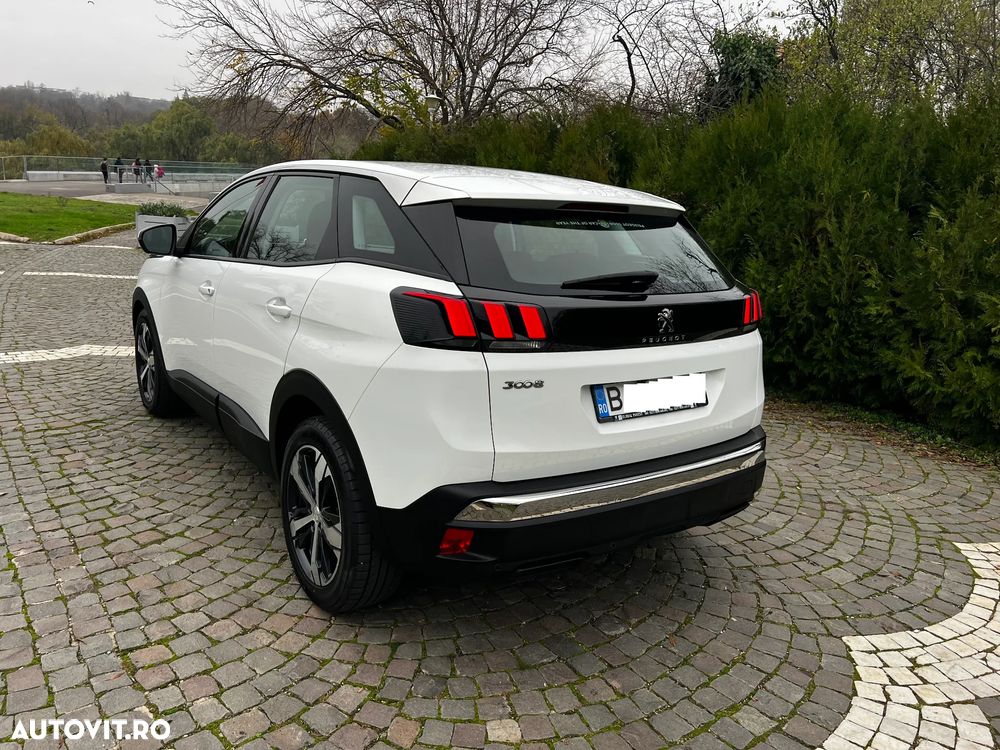 Peugeot 3008 1.6 BlueHDI S&S EAT6 Allure - 4