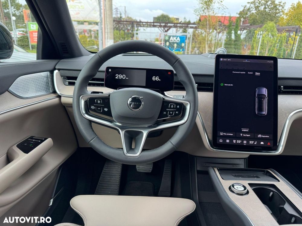 Volvo EX90 - 18