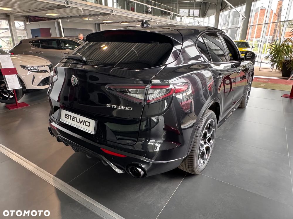 Alfa Romeo Stelvio 2.0 Turbo Veloce Q4 - 3