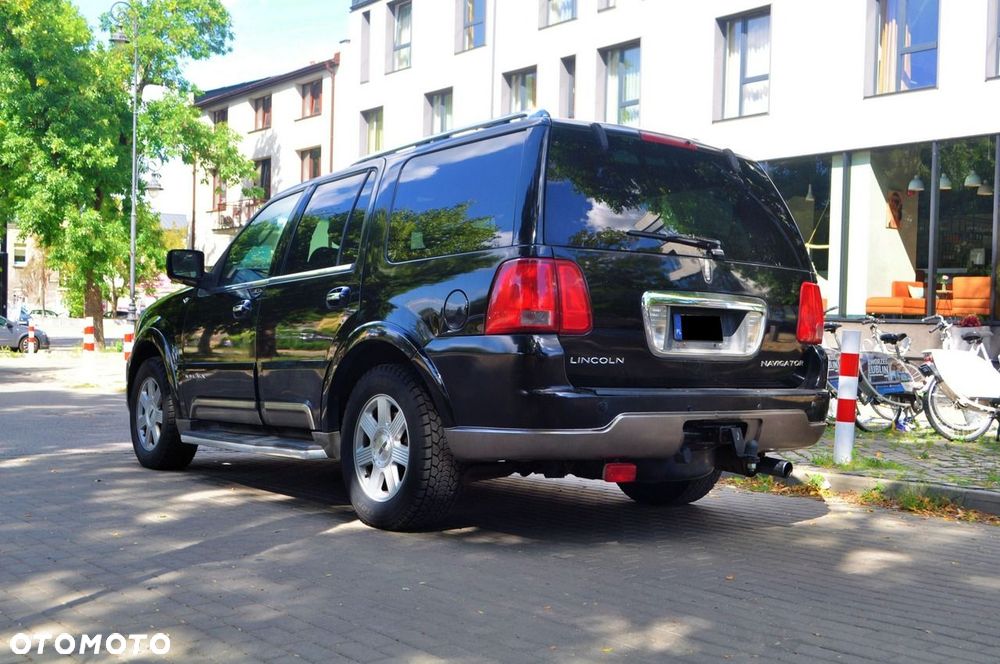 Lincoln Navigator - 3