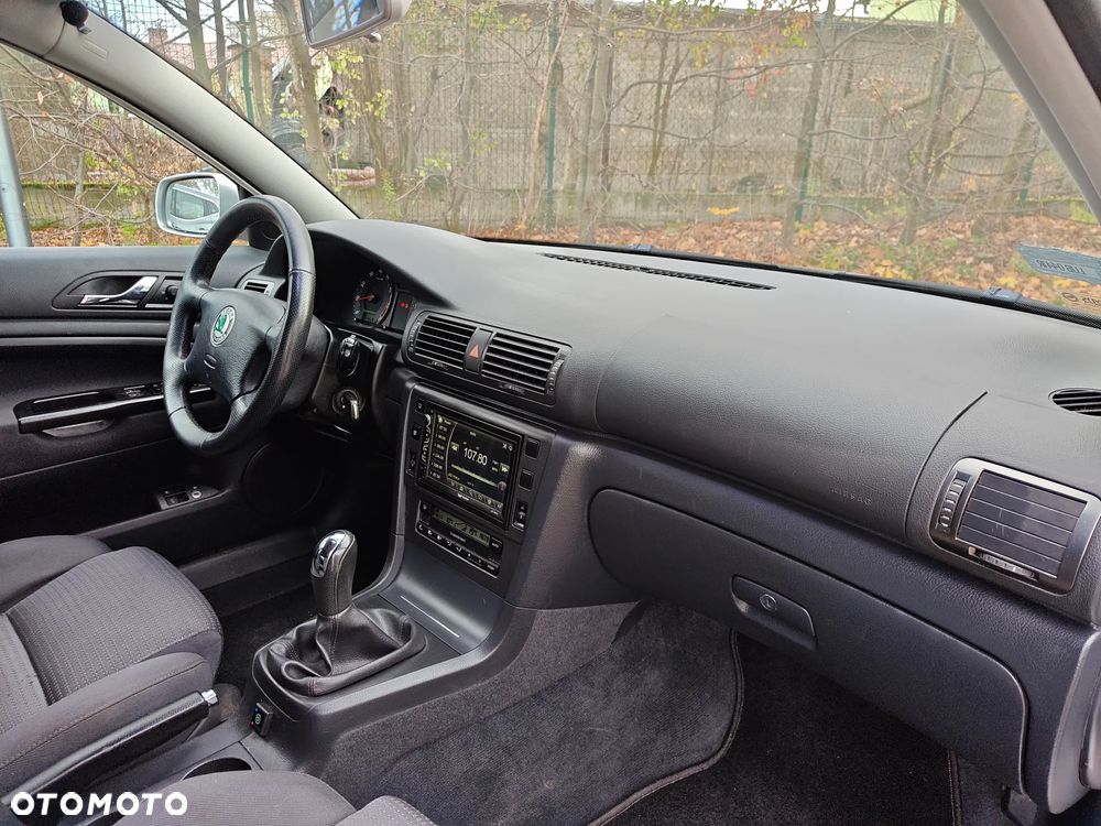 Skoda Superb 1.8T Comfort - 24