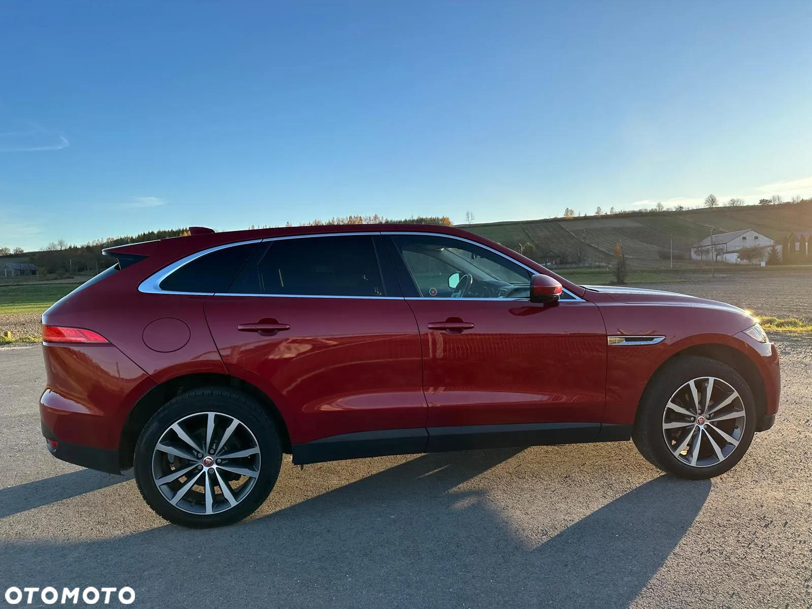 Jaguar F-Pace 25t AWD Prestige - 4