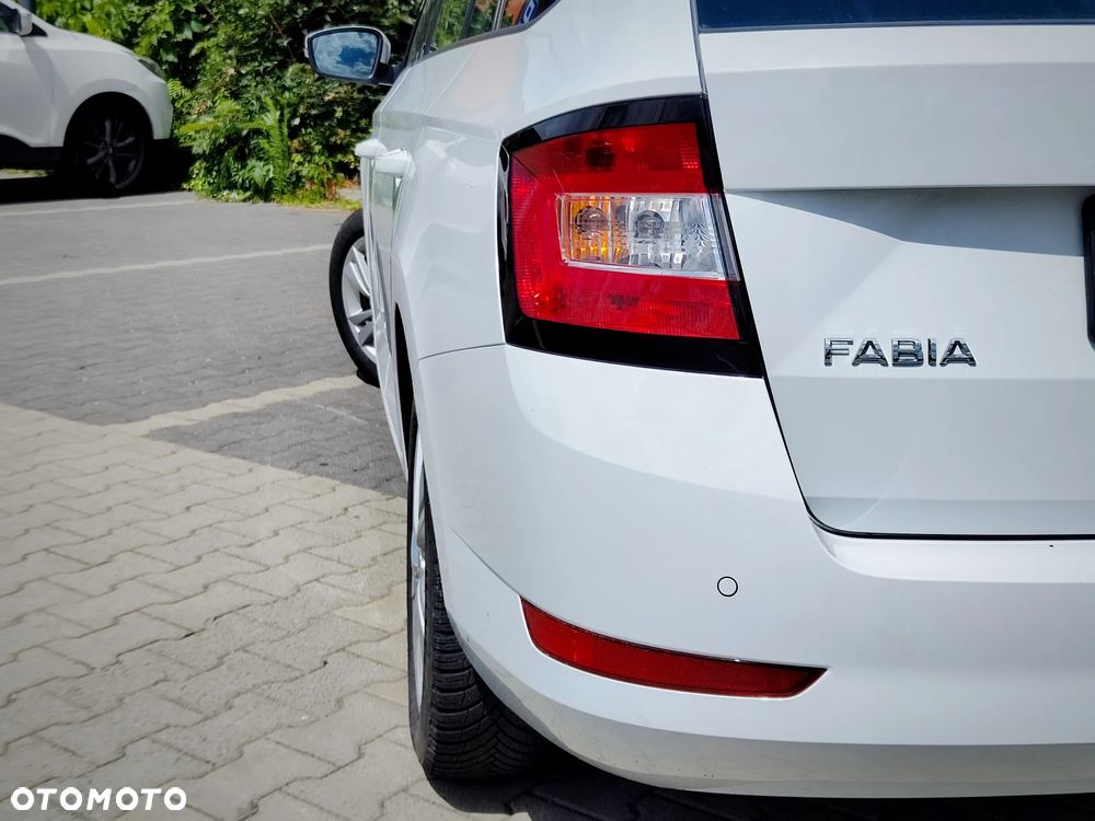 Skoda Fabia 1.0 TSI Ambition - 13