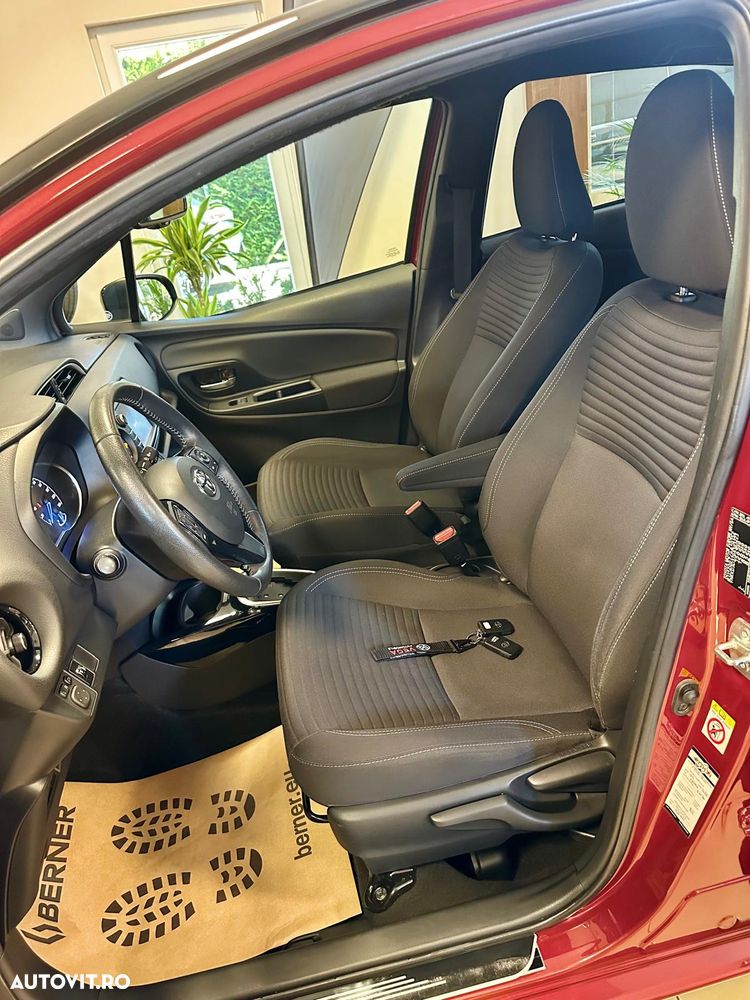 Toyota Yaris - 27