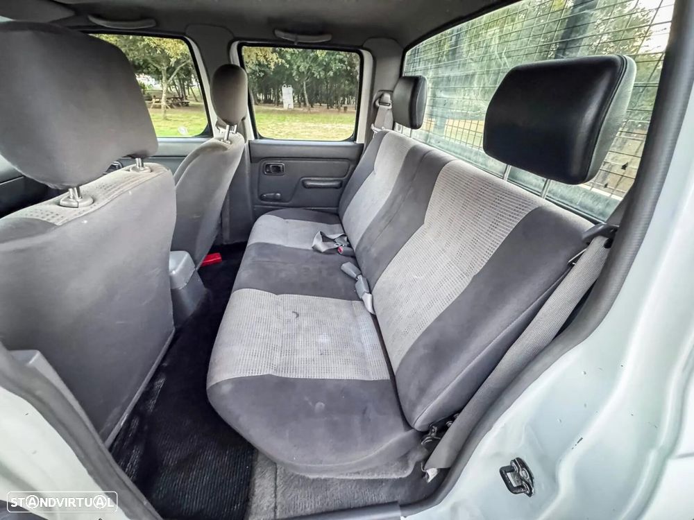 Nissan Pick Up 2.5 DDTi CD Comfort 2WD - 16
