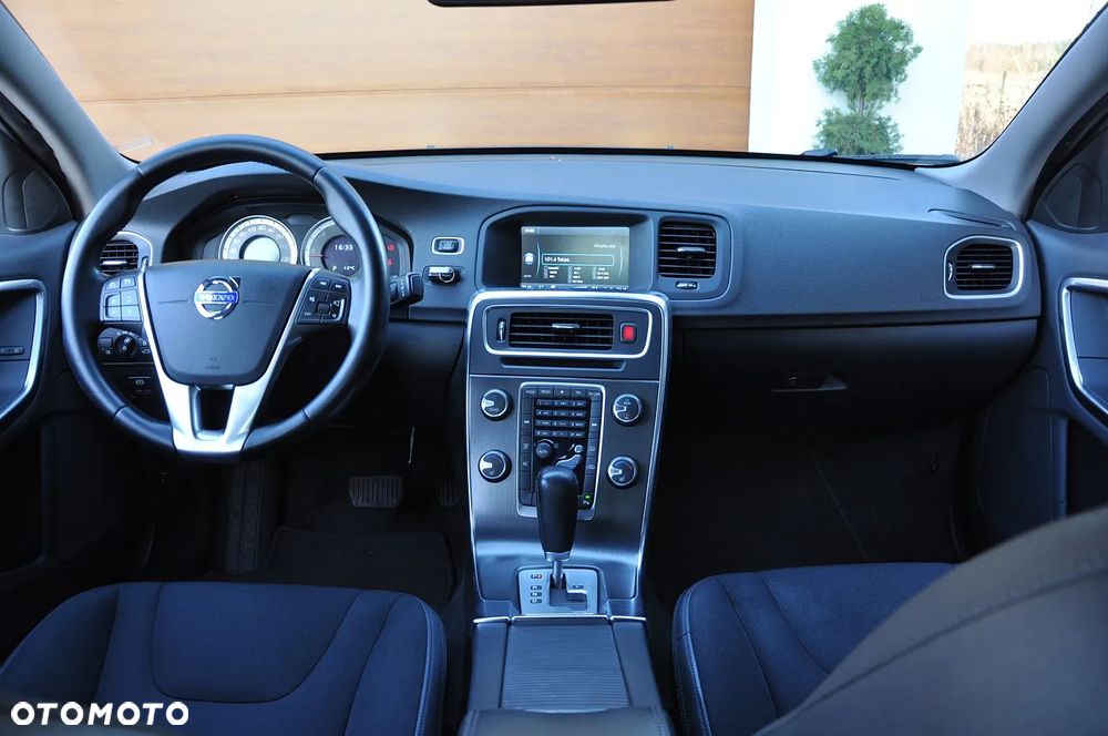 Volvo S60 D4 Geartronic - 20