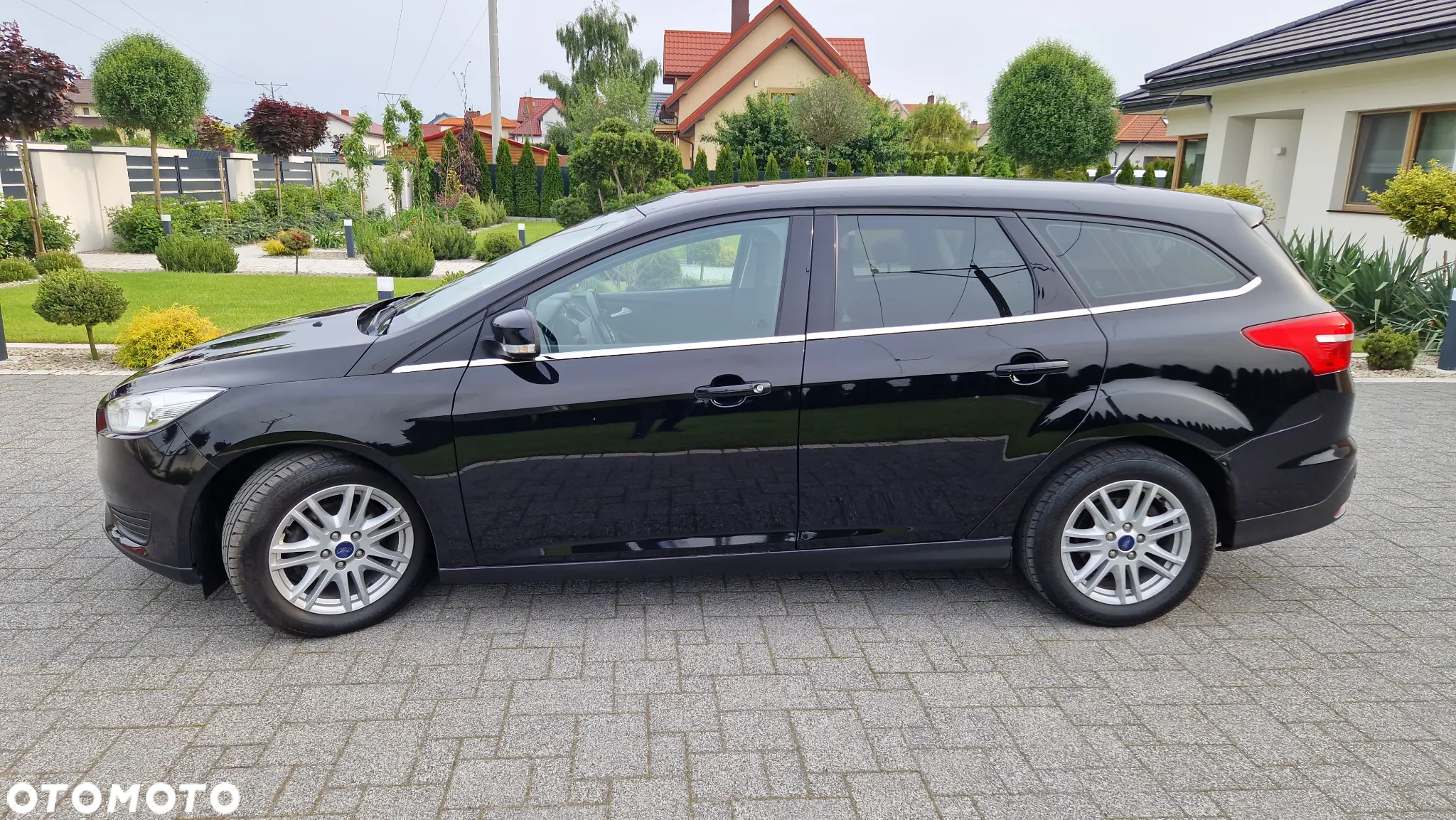 Ford Focus Turnier 1.6 TDCi DPF Titanium - 2