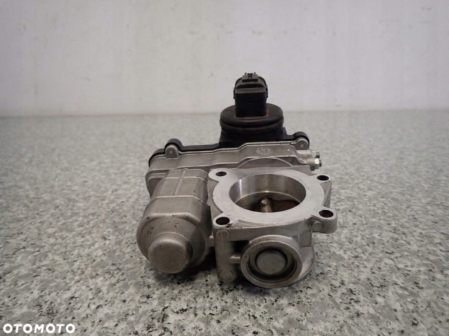 NISSAN NOTE E11 1.4 BENZ 06-11 PRZEPUSTNICA POWIETRZA - 4