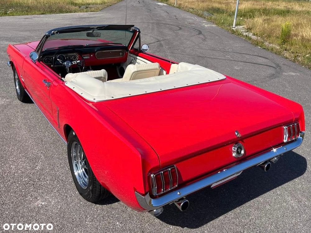 Ford Mustang - 19