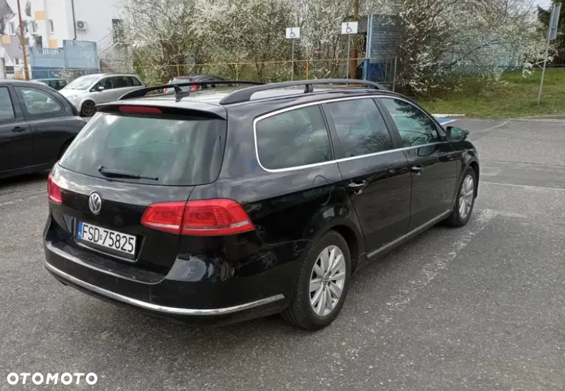 Volkswagen Passat Variant 2.0 TDI BlueMotion Technology Highline - 5