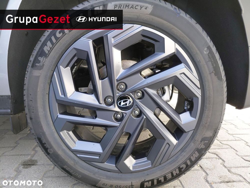 Hyundai Tucson - 16