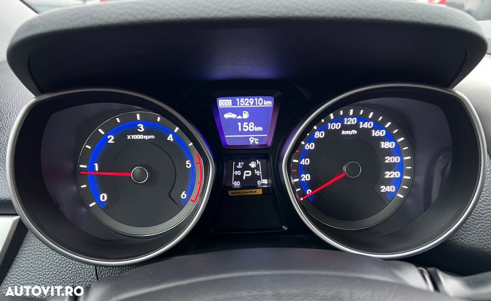 Hyundai i30 1.6 CRDI Automatik Trend - 16