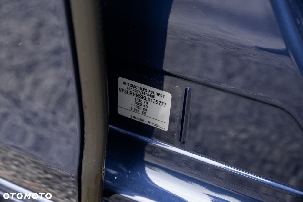 Peugeot 308 PureTech 130 EAT8 GT - 25