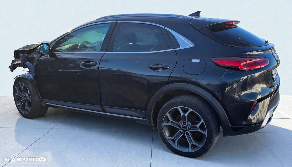 KIA XCeed 1.0 T-GDI 120 CV - 2021 - VIATURA PARA PEÇAS! - 5