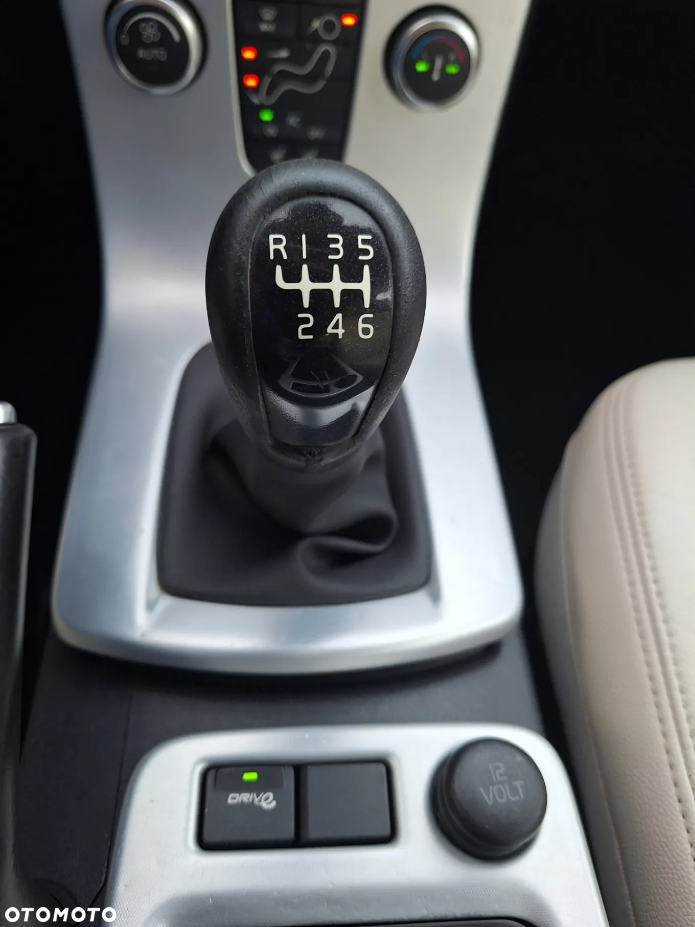 Volvo V50 D2 Business Edition Start-Stop - 33
