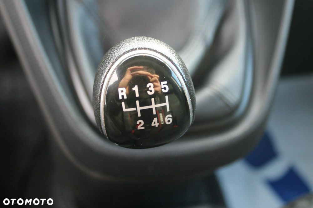 Ford Transit Connect - 22