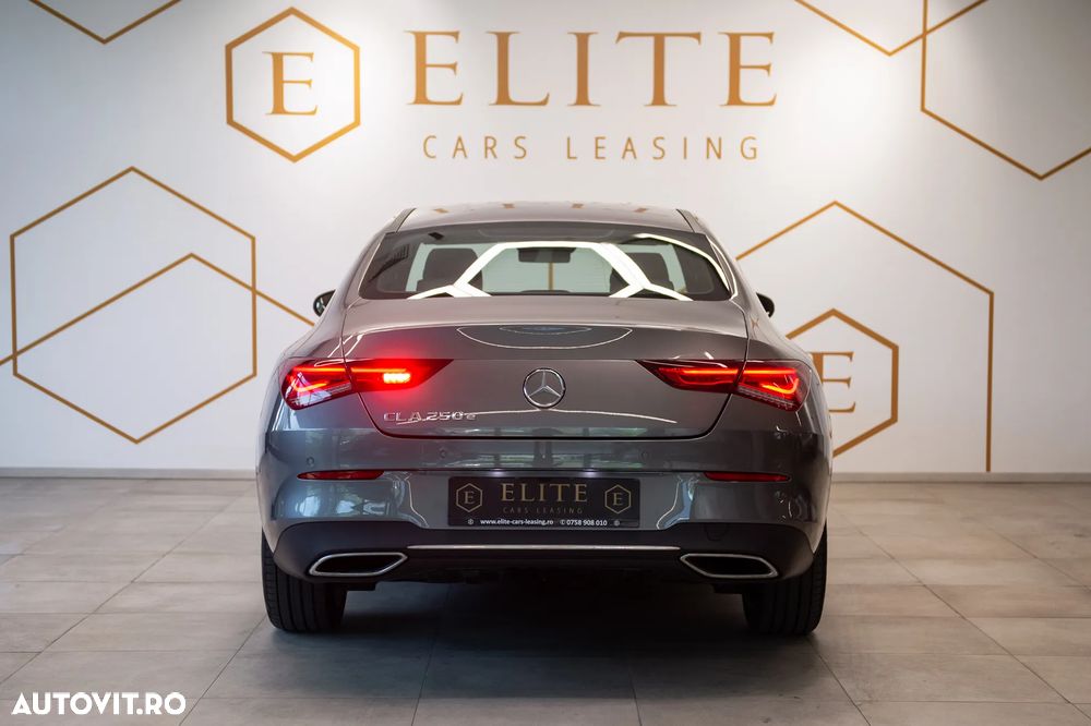 Mercedes-Benz CLA 250 e 8G-DCT Progressive - 12
