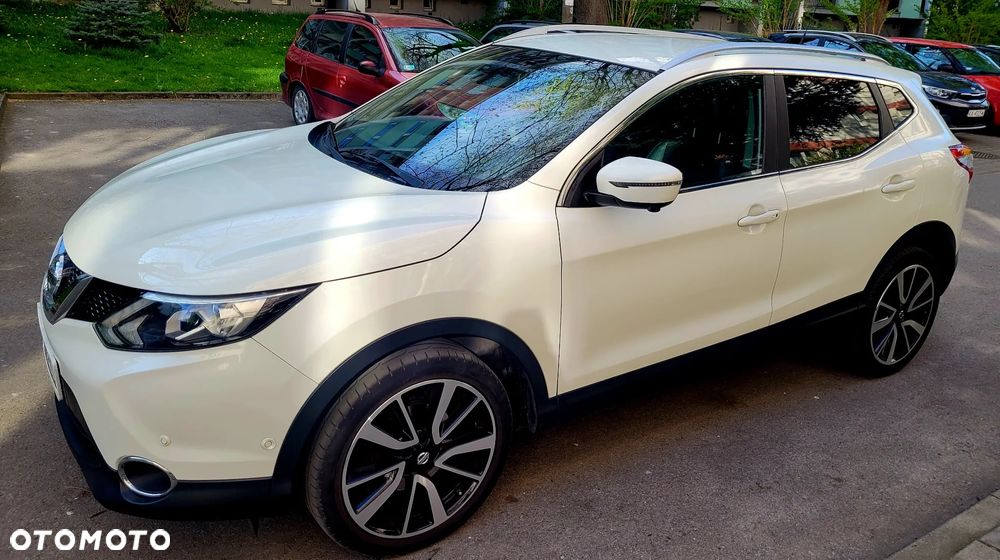 Nissan Qashqai 1.6 DIG-T N-Connecta - 1