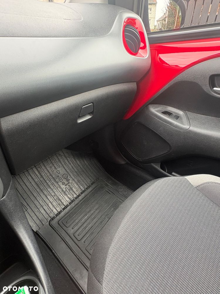 Toyota Aygo 1.0 VVT-i Color Edition - 14