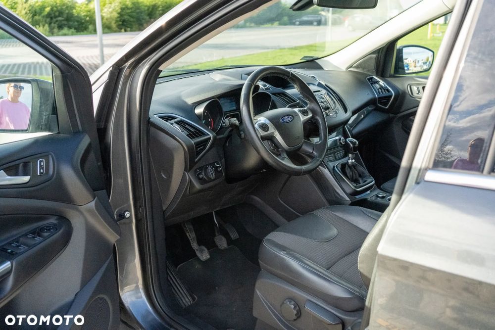 Ford Kuga 2.0 TDCi 4WD Titanium - 10