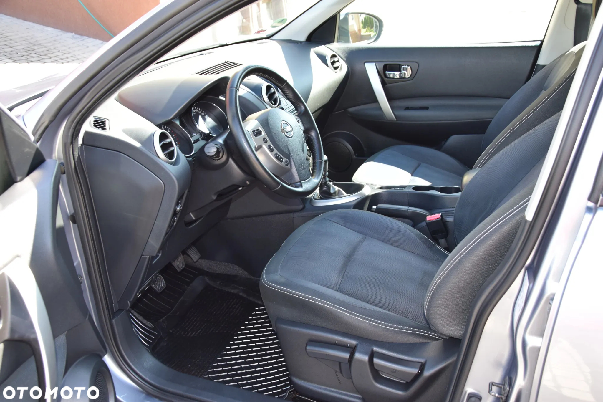 Nissan Qashqai - 16