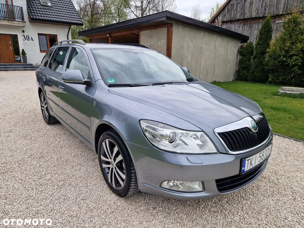 Skoda Octavia 1.8 TSI FAMILY - 13