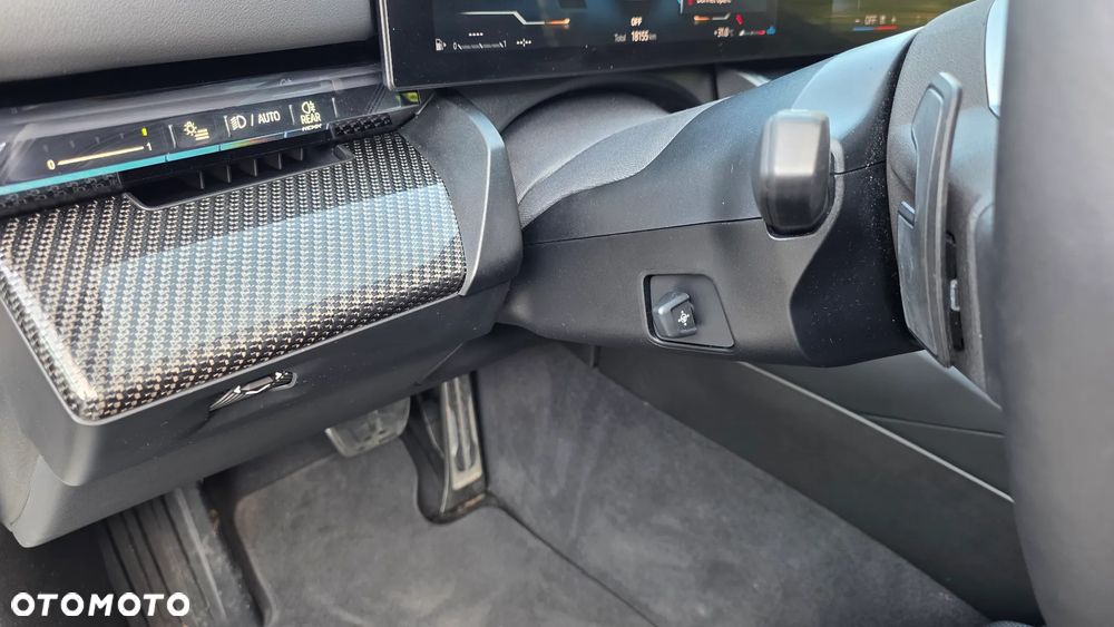 BMW Seria 5 520i mHEV M Sport - 23