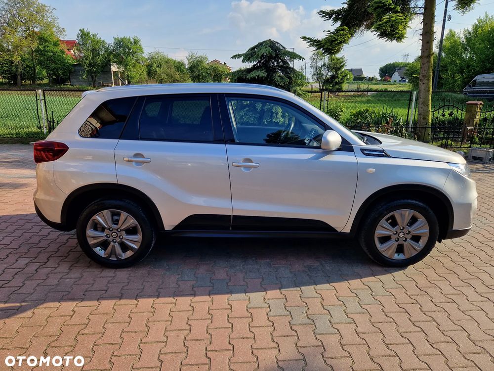 Suzuki Vitara 1.4 Boosterjet Premium 4WD - 38