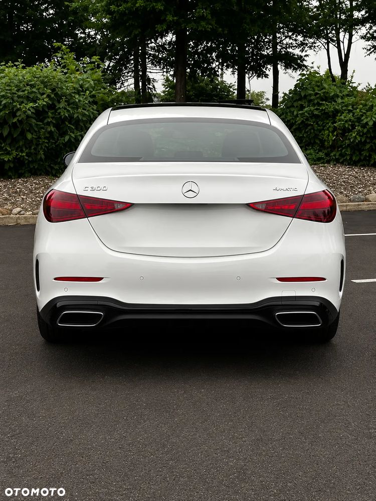 Mercedes-Benz Klasa C 300 4Matic 9G-TRONIC AMG Line - 6