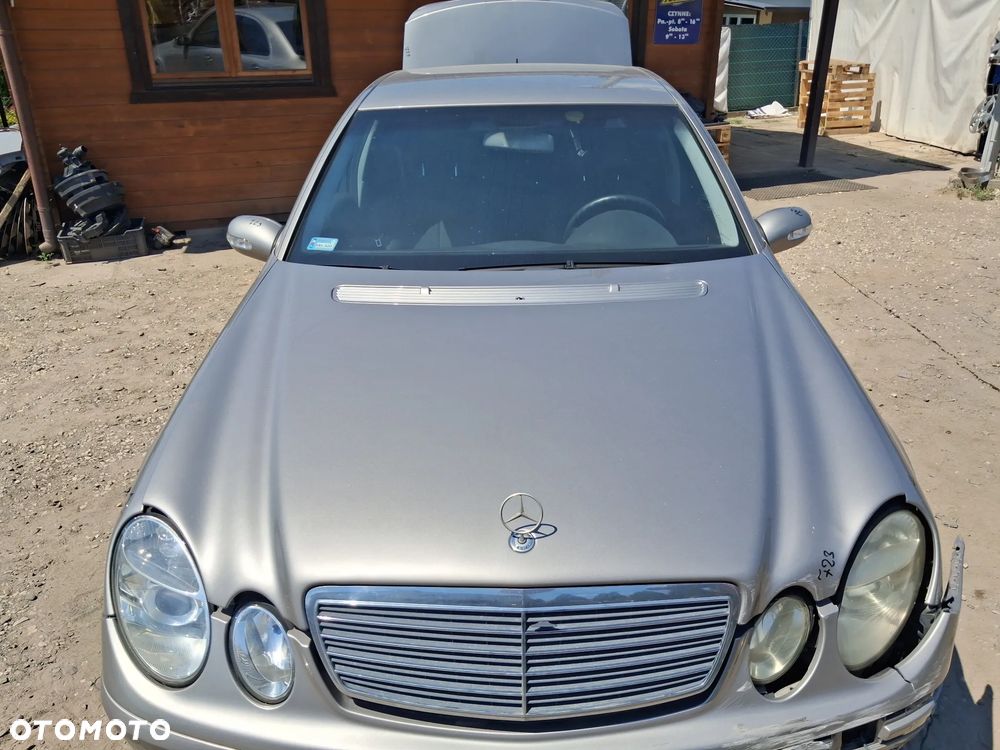 MASKA POKRYWA SILNIKA MERCEDES E KLASA W211 723 - 1