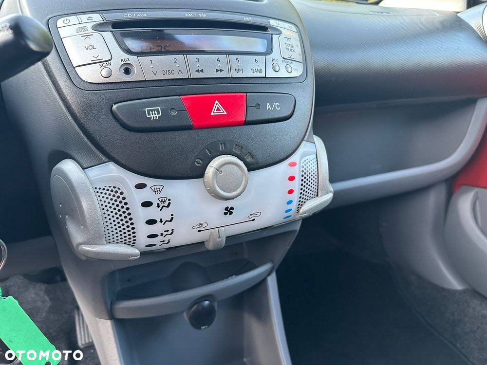 Peugeot 107 - 17