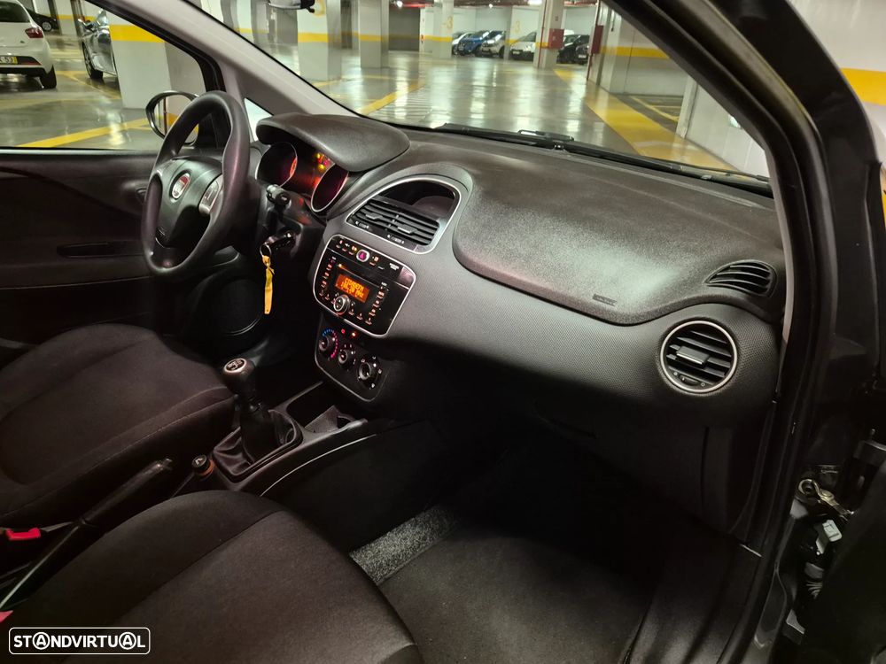 Fiat Punto 1.2 Lounge Start&Stop - 36