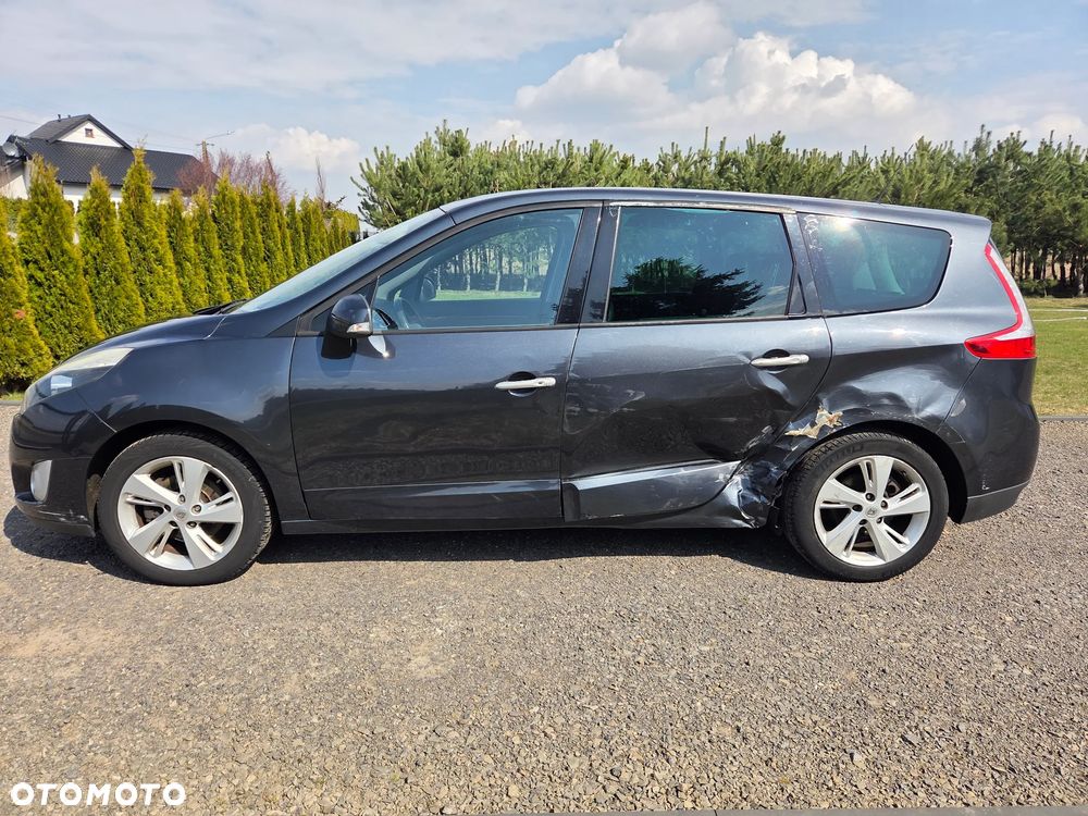 Renault Grand Scenic - 5