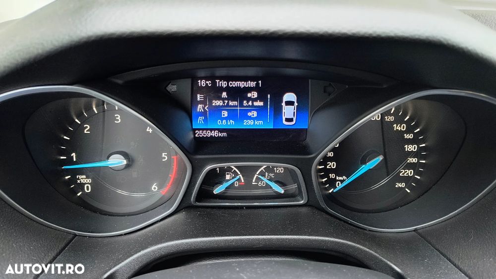 Ford Focus 1.5 EcoBlue Titanium Business - 9