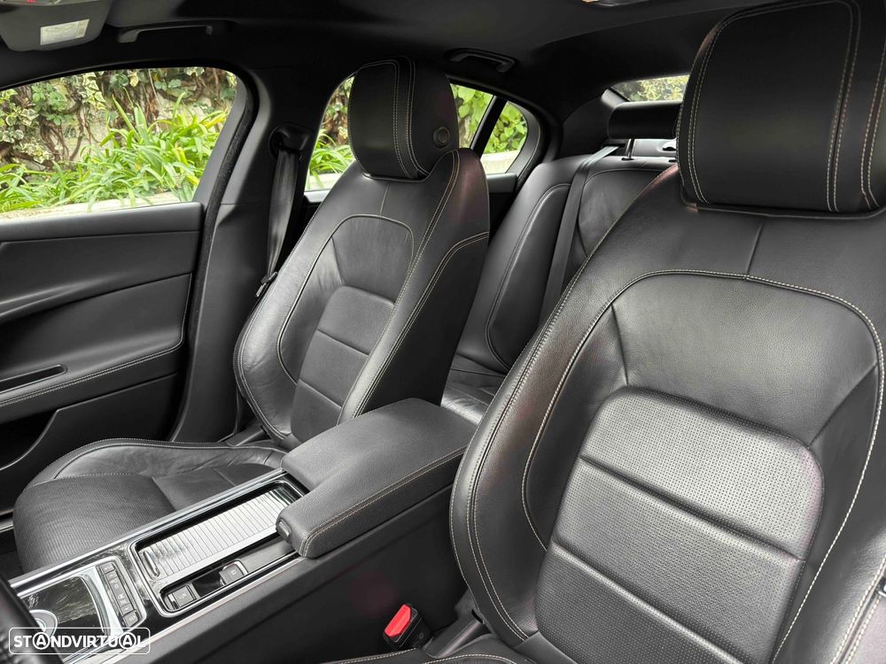 Jaguar XE 2.0 D R-Sport Aut. - 29