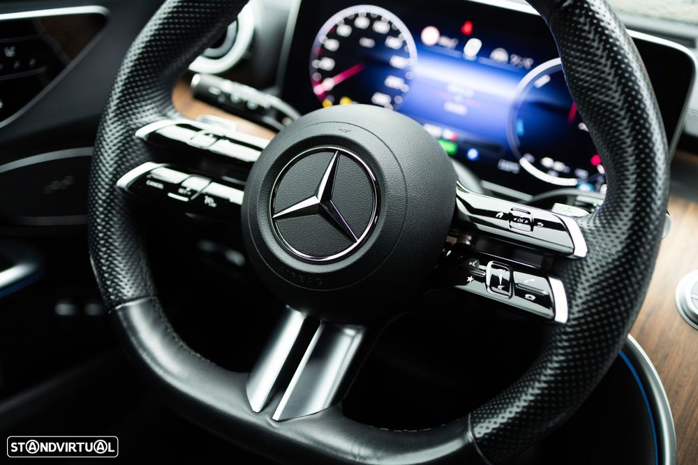 Mercedes-Benz C 300 e AMG Line - 31