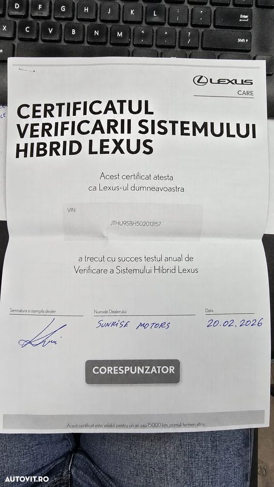 Lexus UX - 40