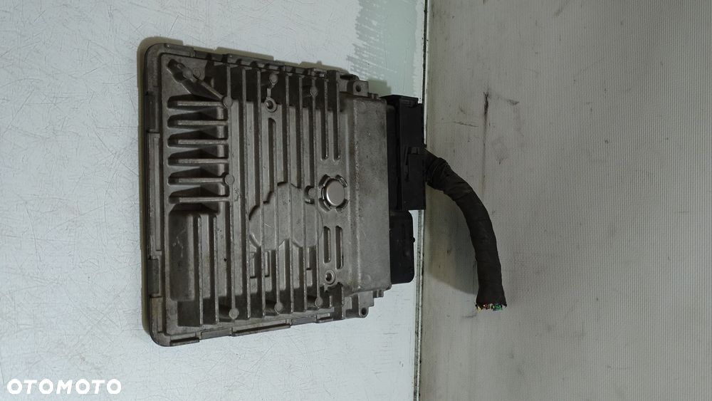 KOMPUTER SILNIKA VOLKSWAGEN POLO V 1.6TDI 03L906023D - 3