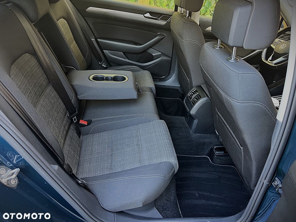 Volkswagen Passat 1.5 TSI EVO Business DSG - 26