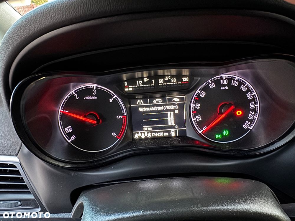 Opel Zafira 2.0 D (CDTI ecoFLEX) Start/Stop Active - 30