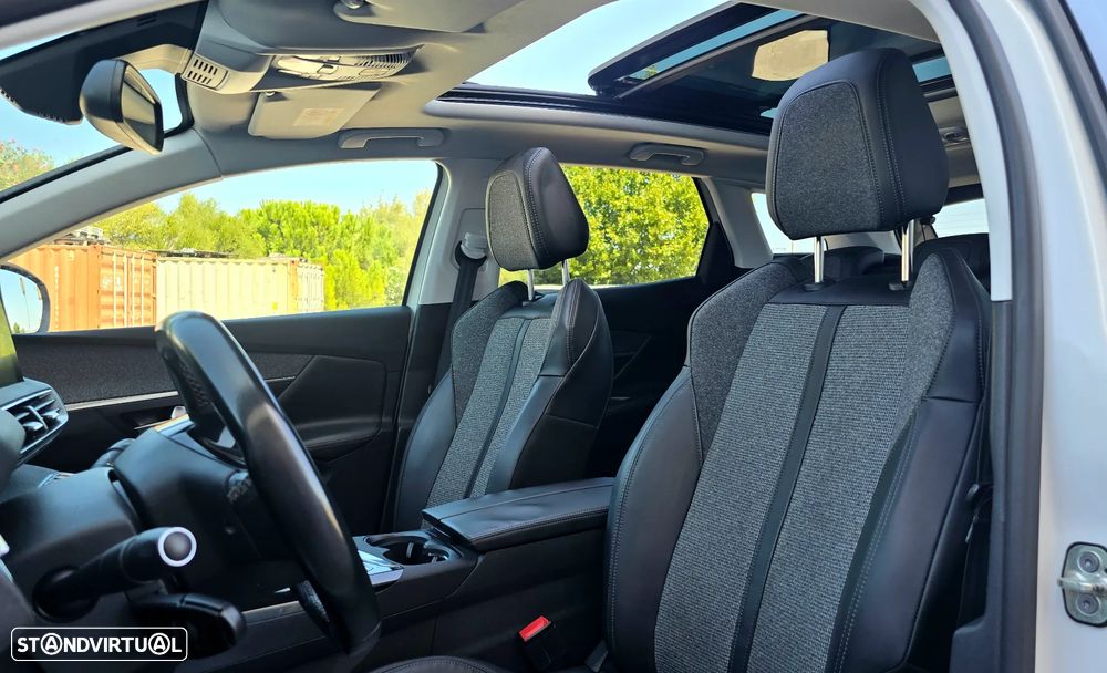 Peugeot 3008 2018 photo 2