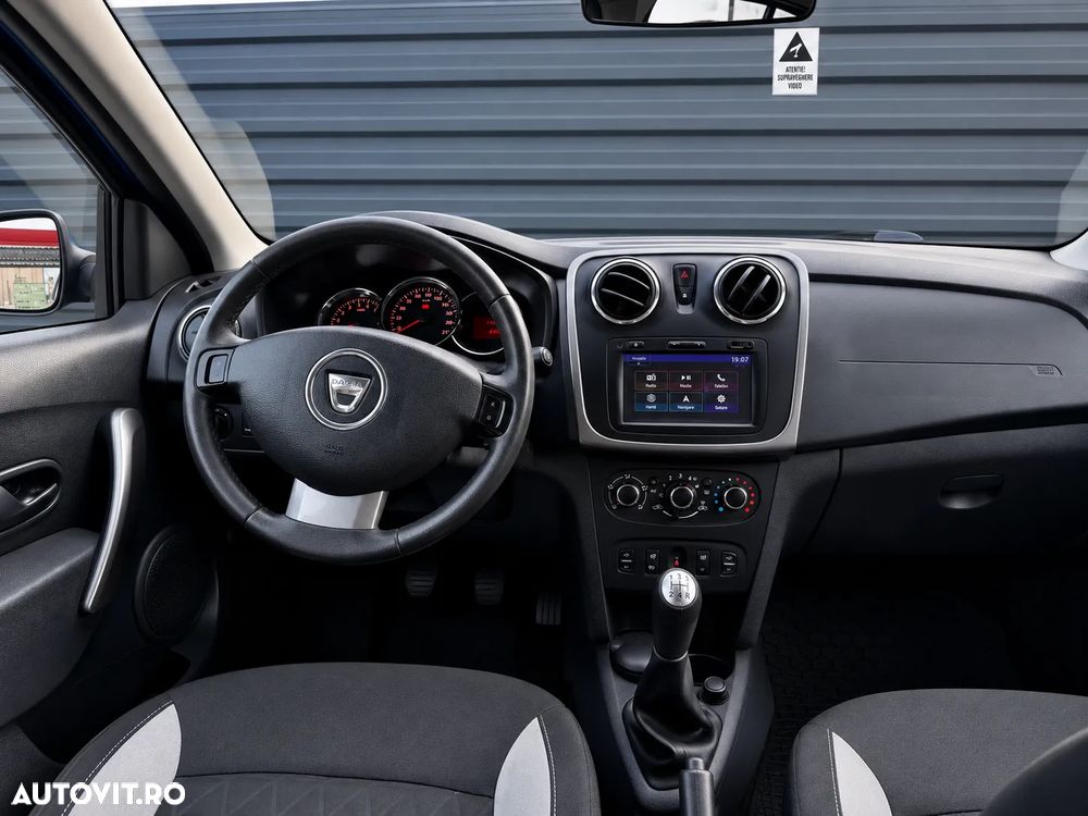 DACIA Sandero Stepway 2013 — imagine 3