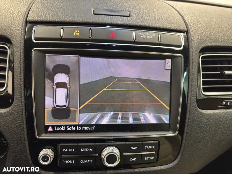 Volkswagen Touareg - 14